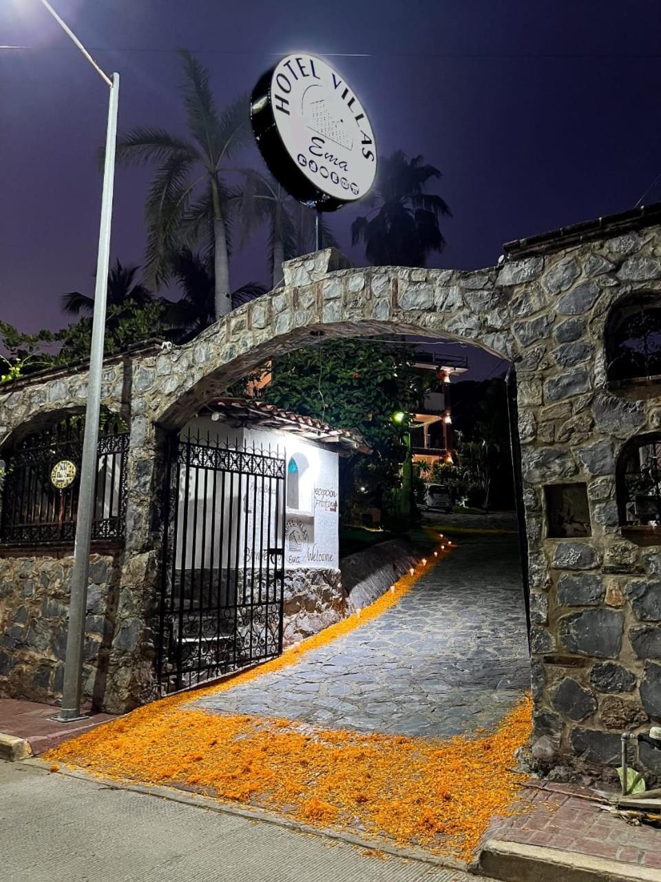 Hotel Villas Ema Zihuatanejo Kültér fotó