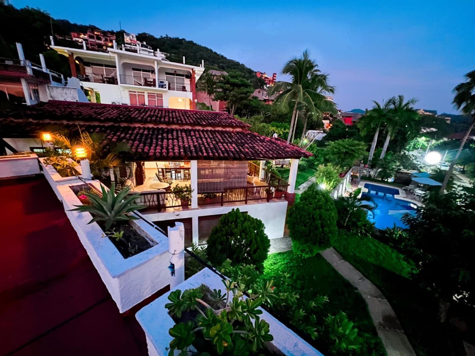 Hotel Villas Ema Zihuatanejo Kültér fotó