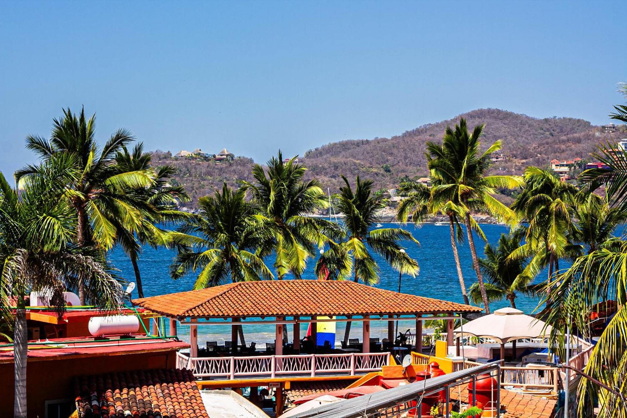 Hotel Villas Ema Zihuatanejo Kültér fotó