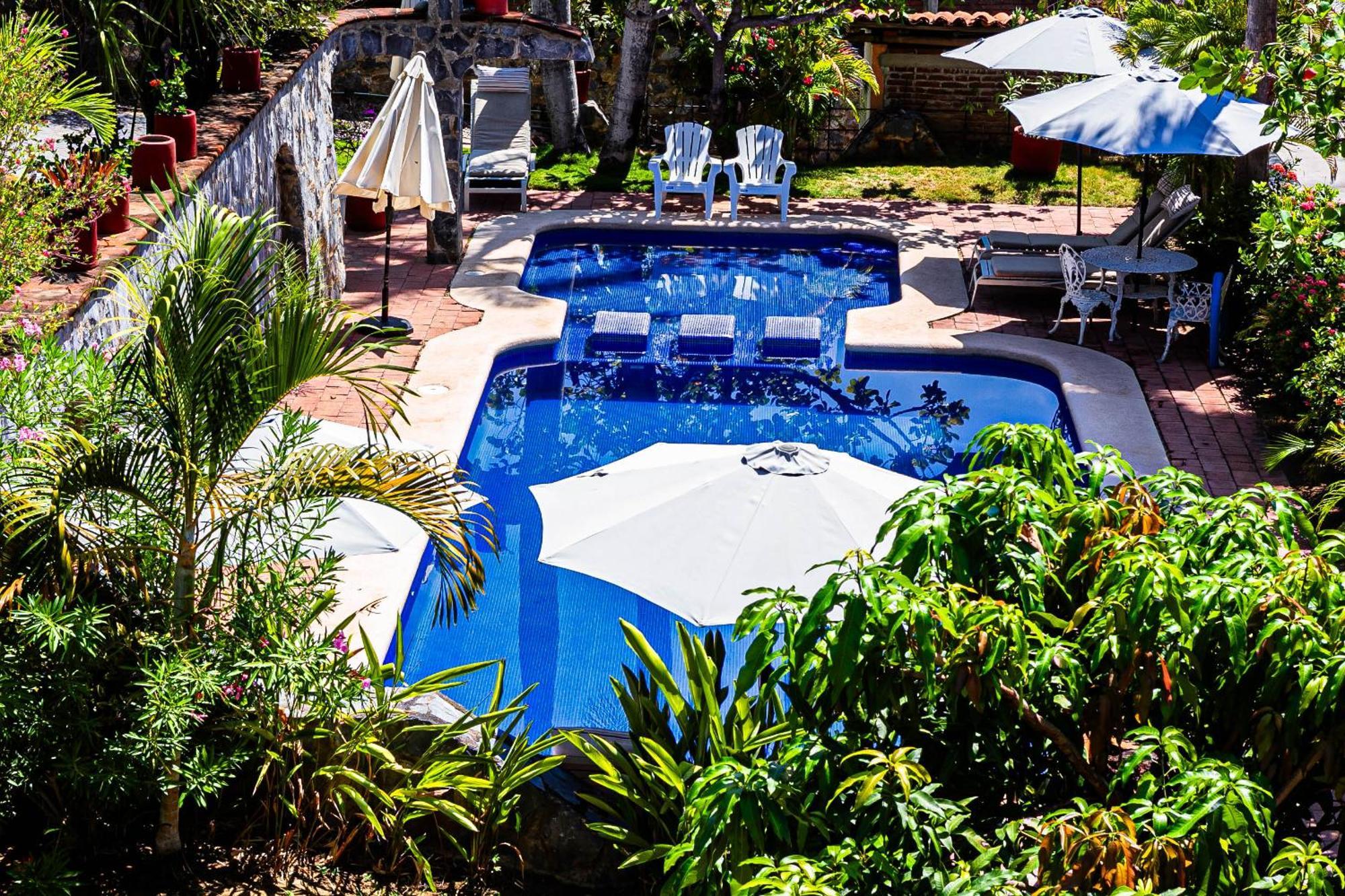 Hotel Villas Ema Zihuatanejo Kültér fotó