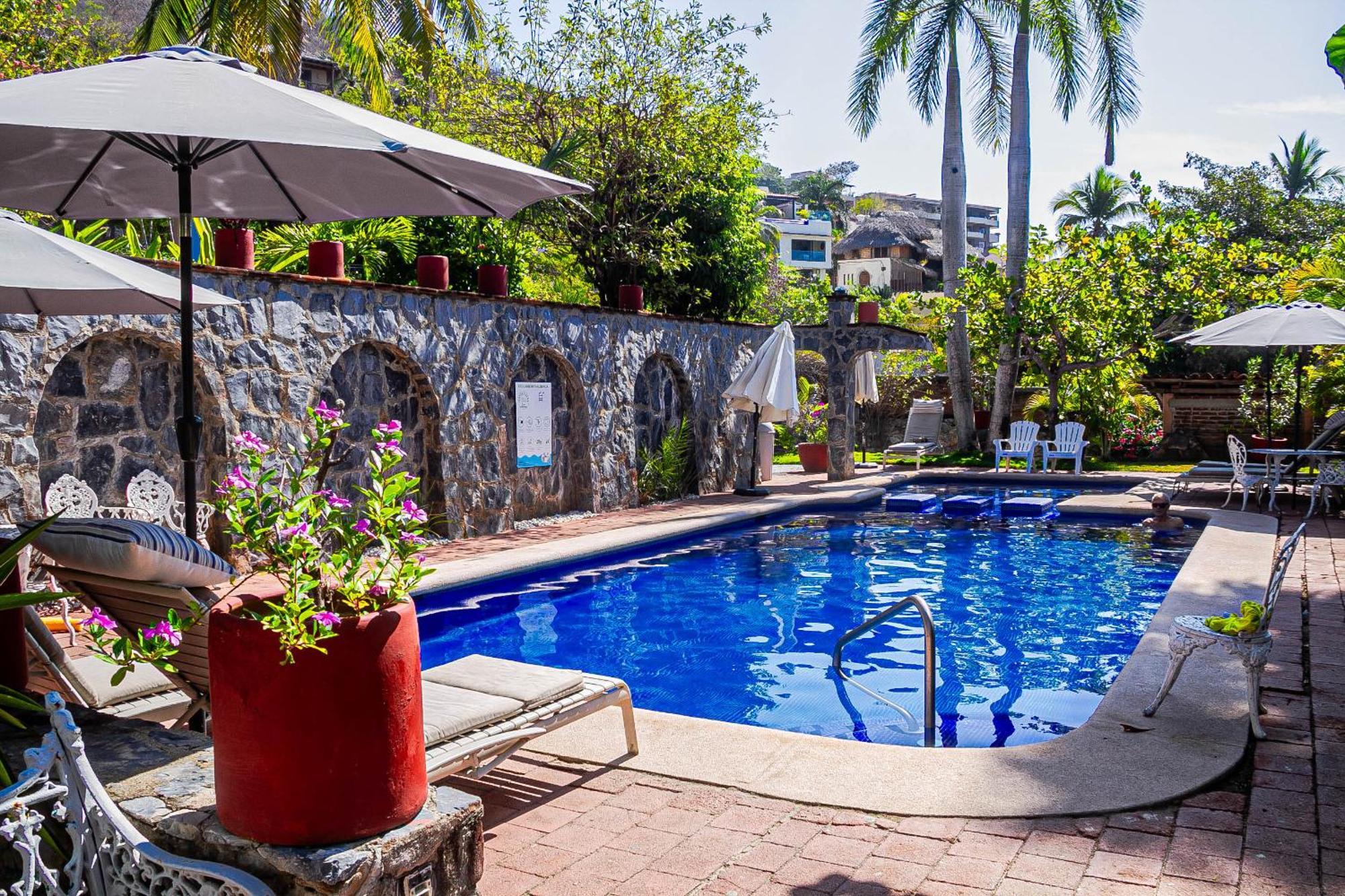 Hotel Villas Ema Zihuatanejo Kültér fotó